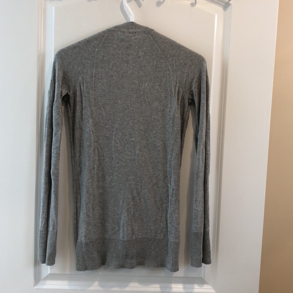 Mossimo sweater - Picture 2 of 4